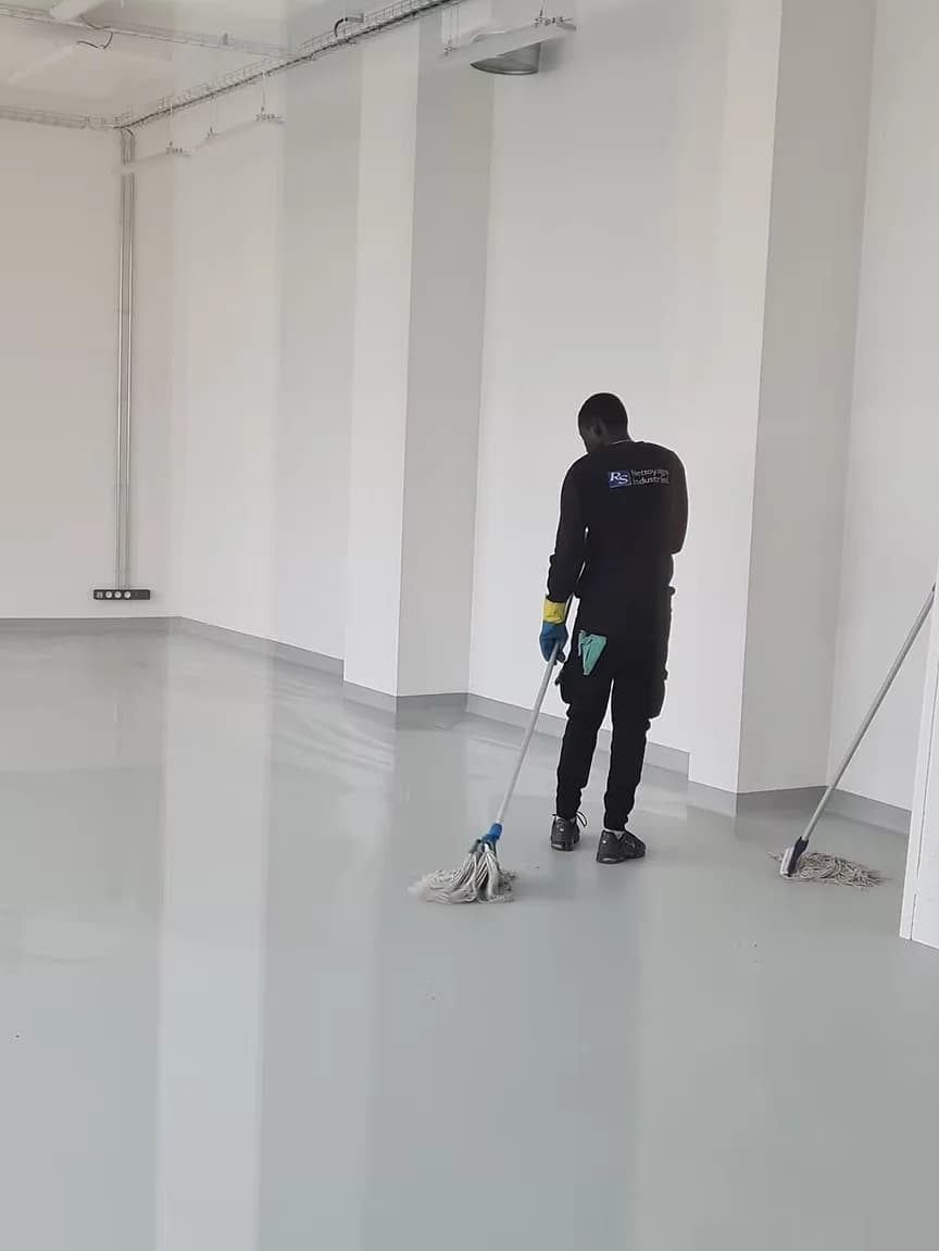 Désinfection de bureaux et espaces de travail