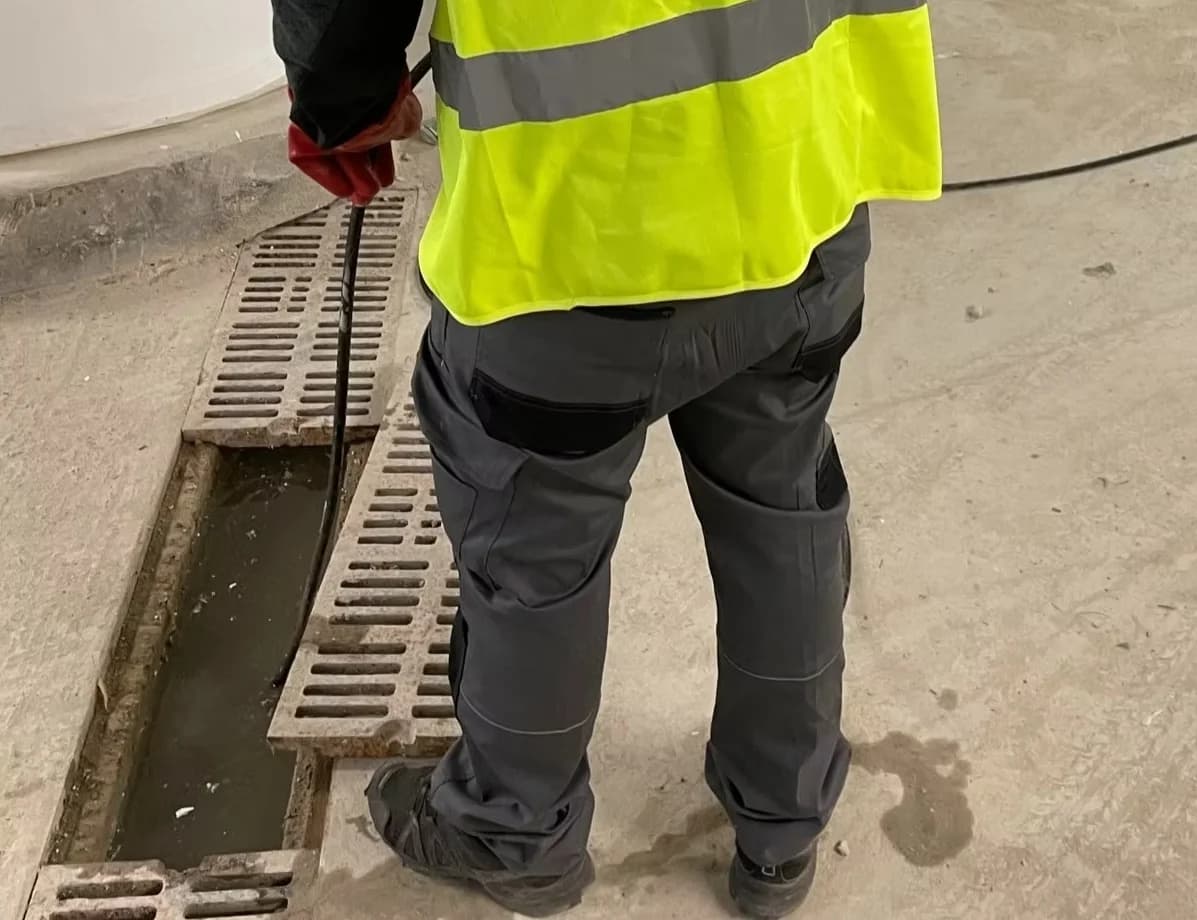 Local poubelle en copropriété : obligations légales et bonnes pratiques