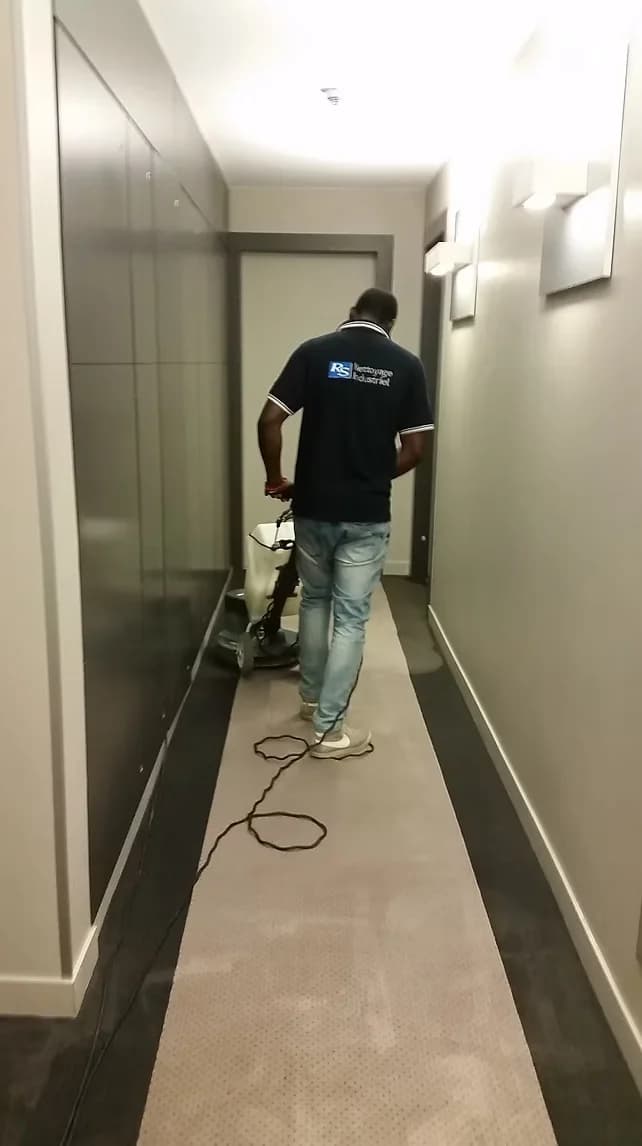 Votre prestataire de nettoyage tient-il ses engagements ? La checklist du syndic